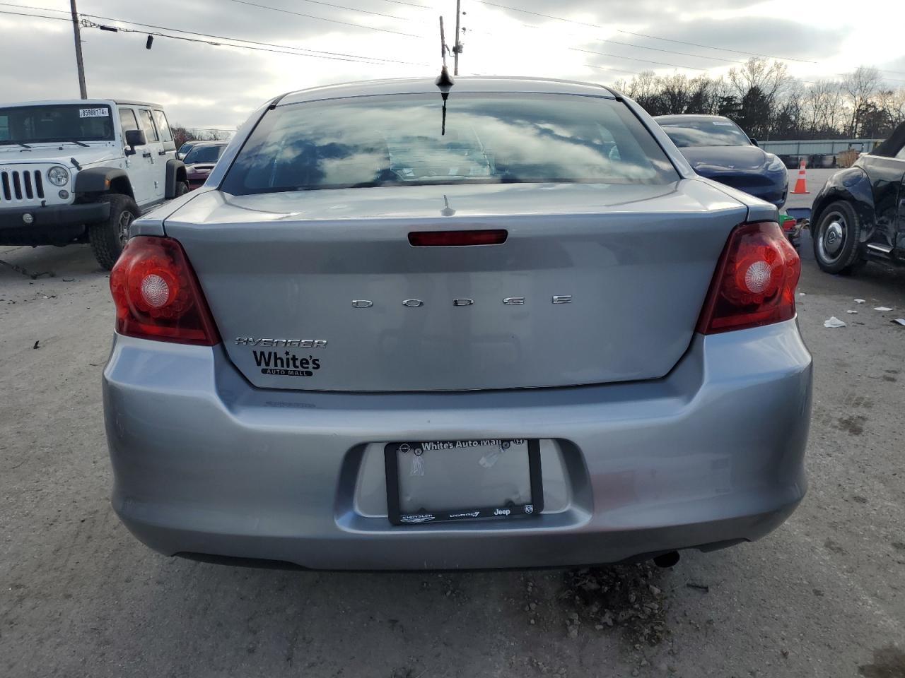 2014 DODGE AVENGER SE - Image 6