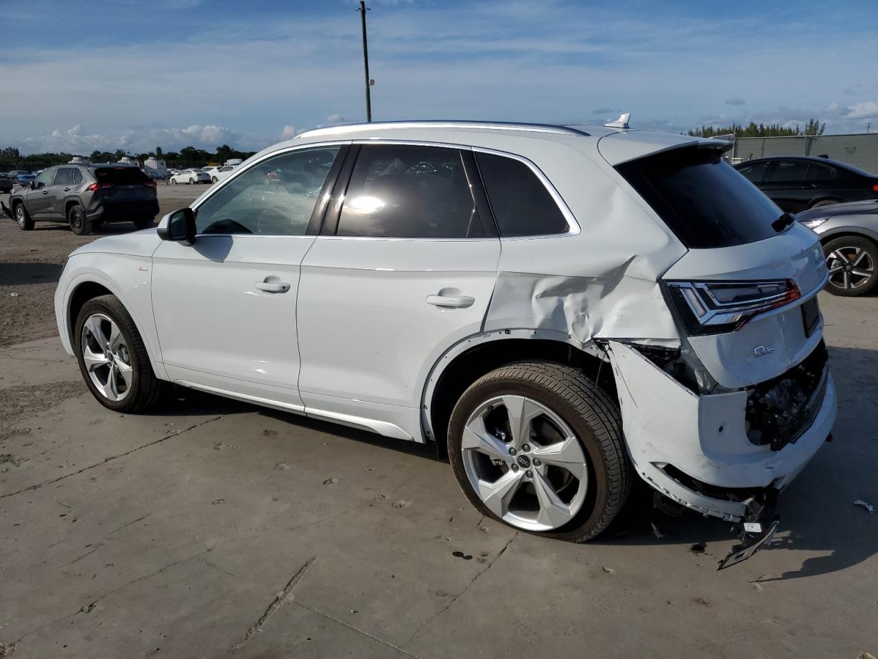 2024 AUDI Q5 PREMIUM - Фото 2