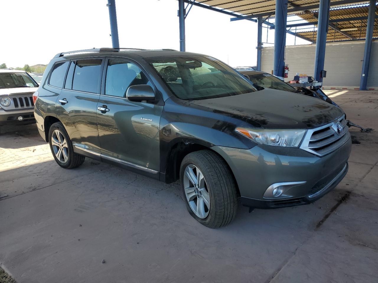 2012 TOYOTA HIGHLANDER - Фото 4