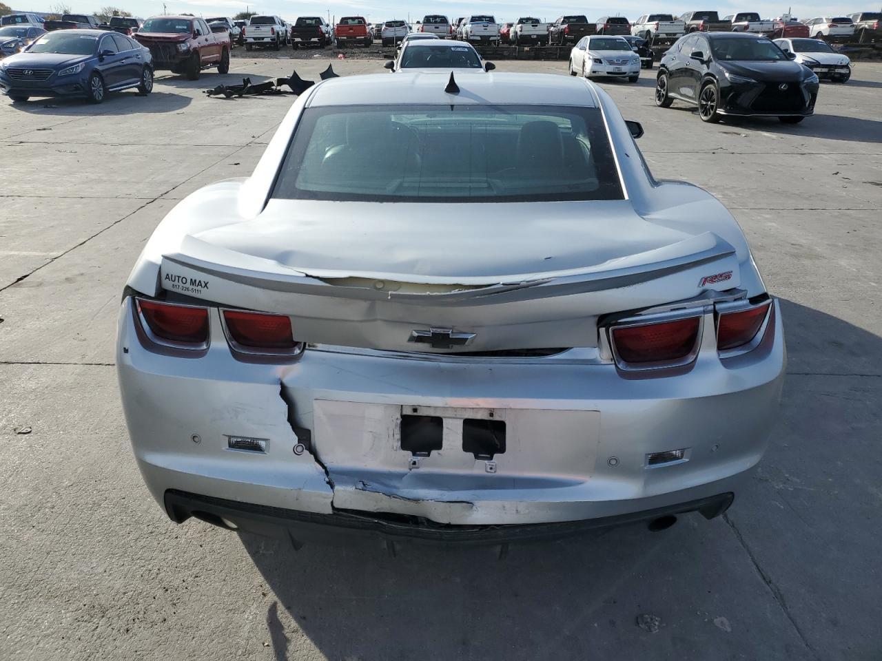 2011 CHEVROLET CAMARO LT - Image 6
