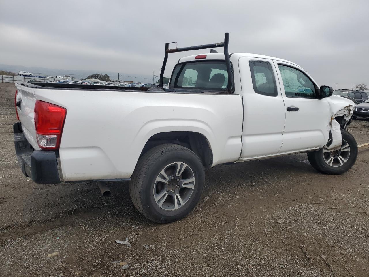 2017 TOYOTA TACOMA ACC - Фото 3