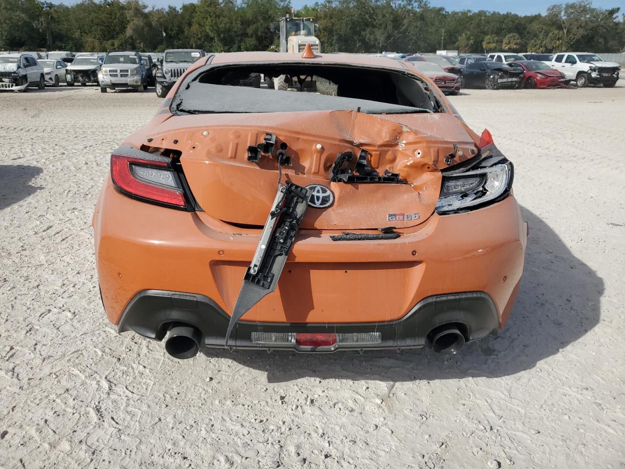 2023 TOYOTA GR 86 PREM - Image 6