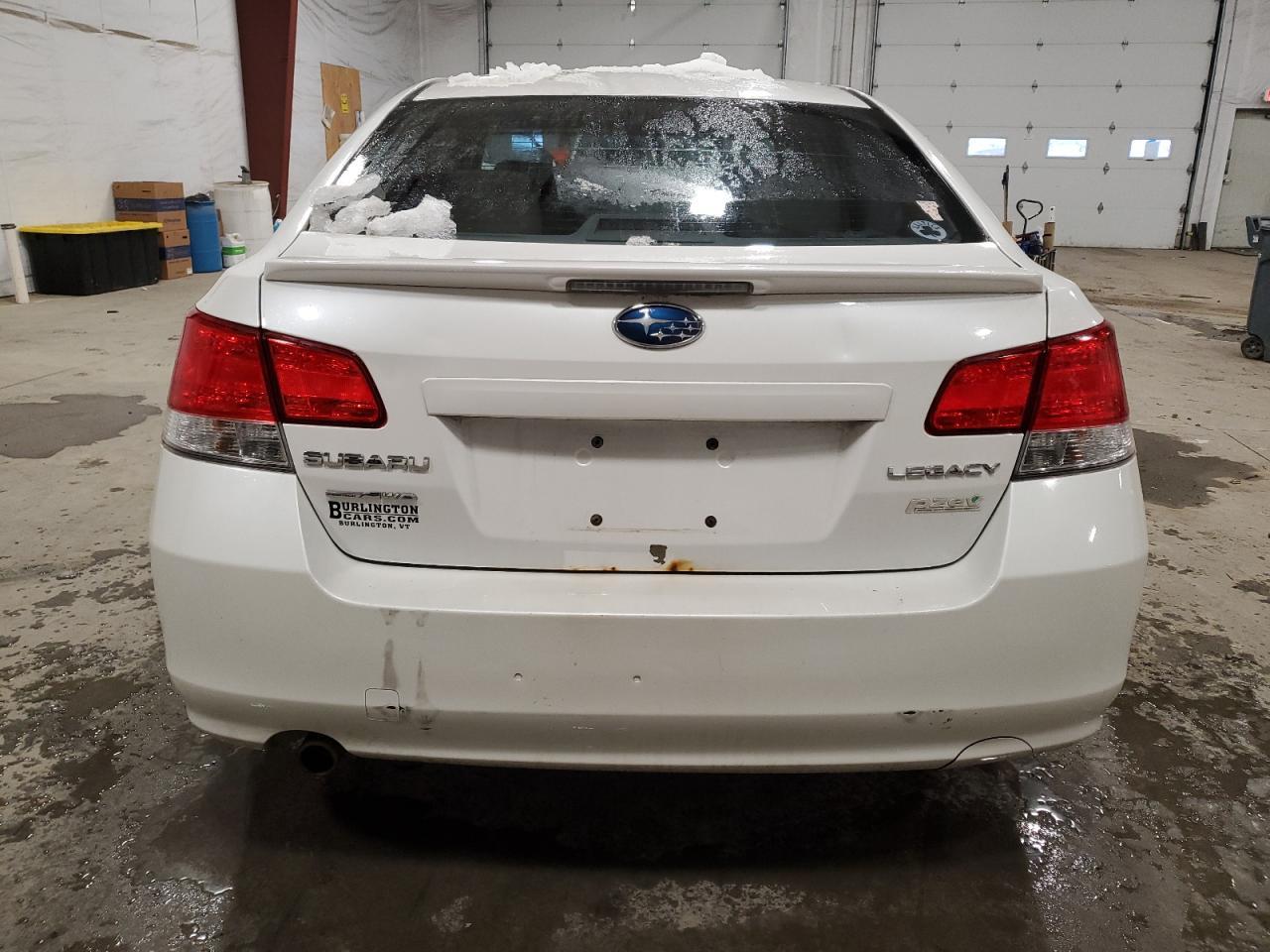 2011 SUBARU LEGACY 2.5 - Image 6
