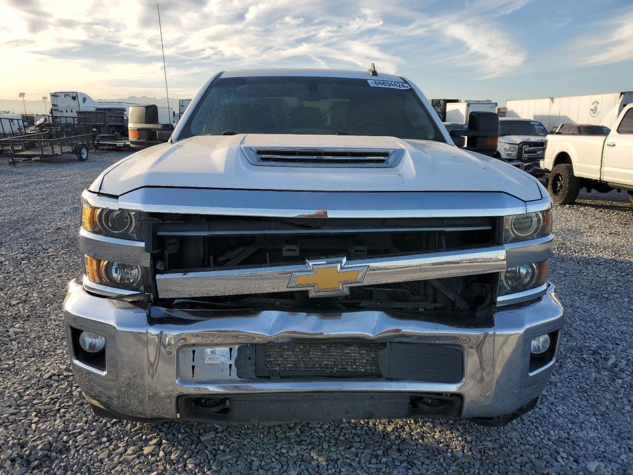 2018 CHEVROLET SILVERADO - Image 5
