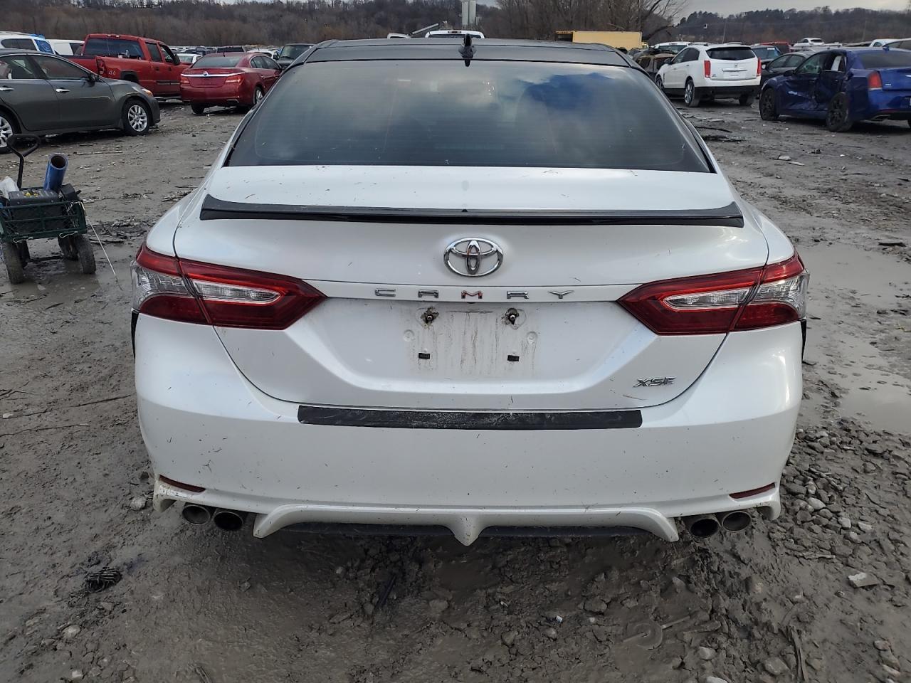 2019 TOYOTA CAMRY XSE - Image 6