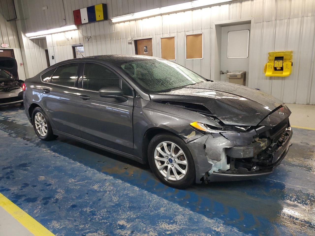 2017 FORD FUSION S - Фото 4
