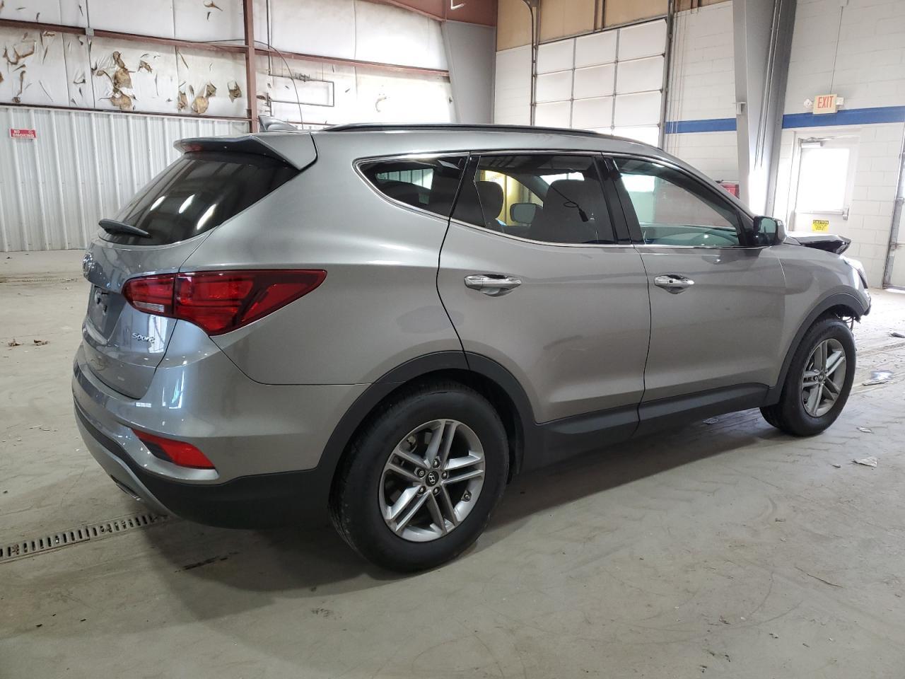 2017 HYUNDAI SANTA FE S - Image 3