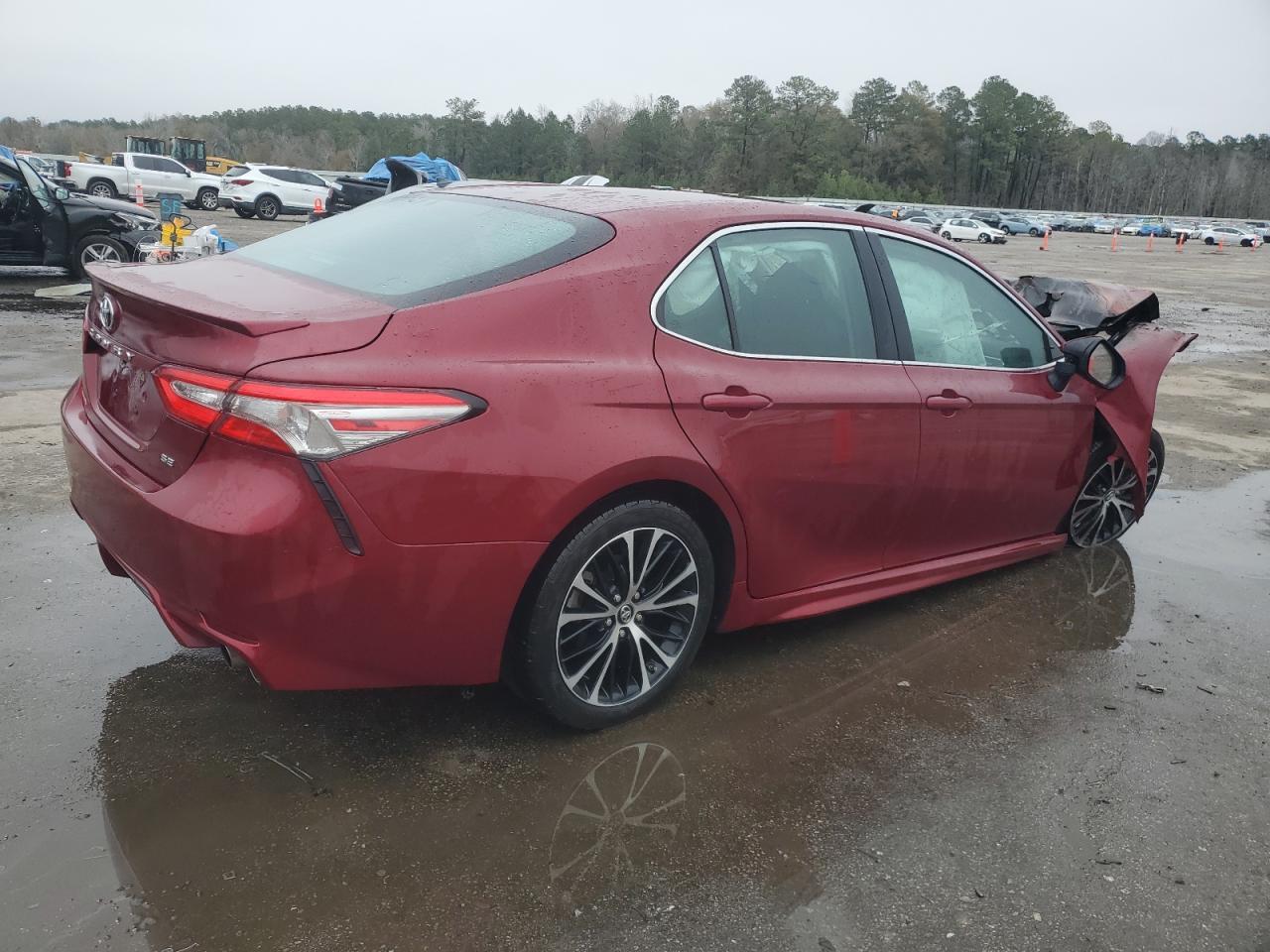 2018 TOYOTA CAMRY L - Фото 3