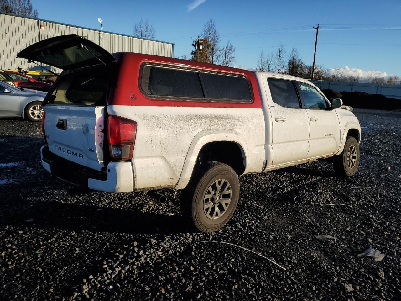 2023 TOYOTA TACOMA DOU - Фото 3