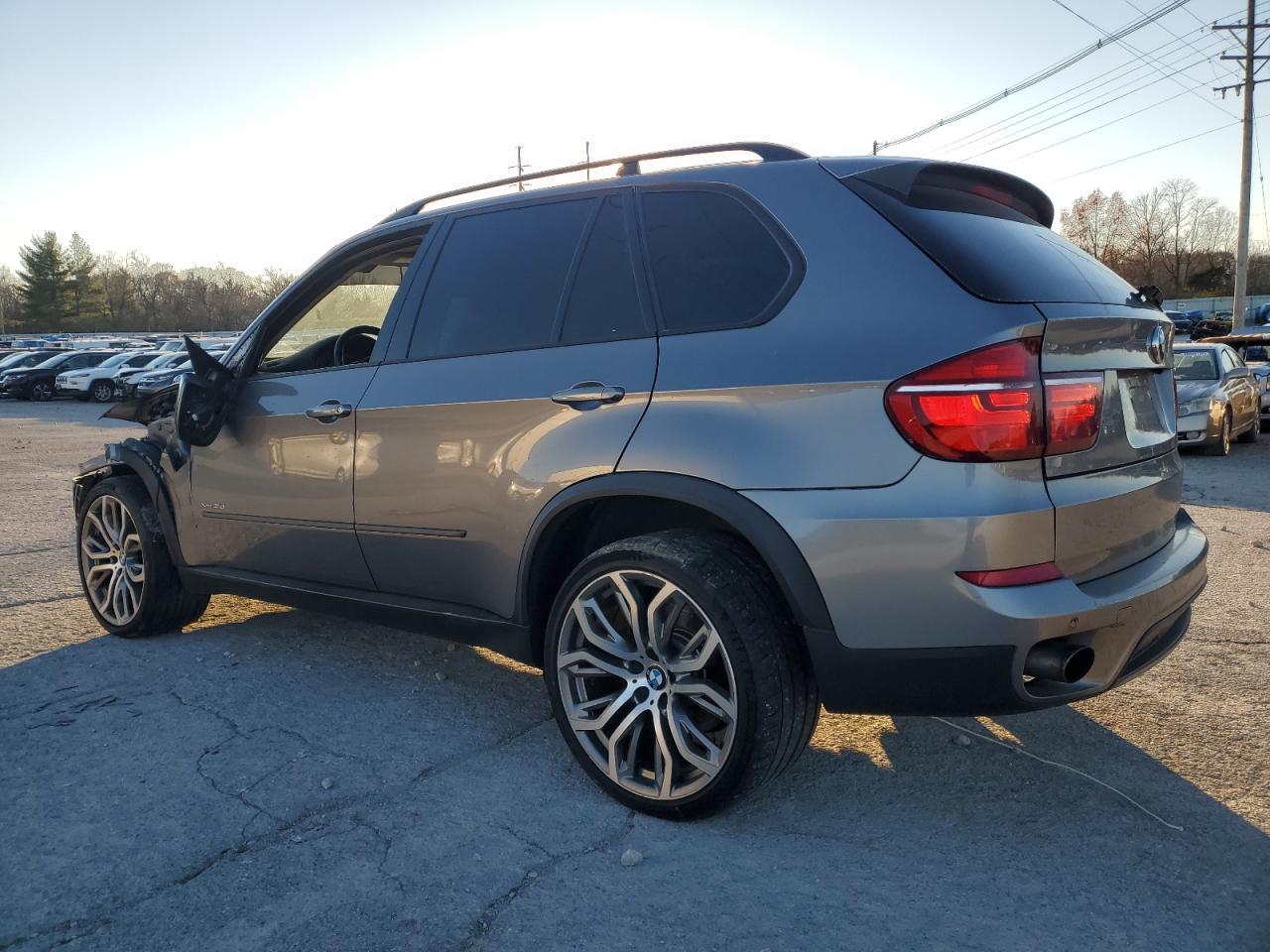 2012 BMW X5 XDRIVE3 - Image 2