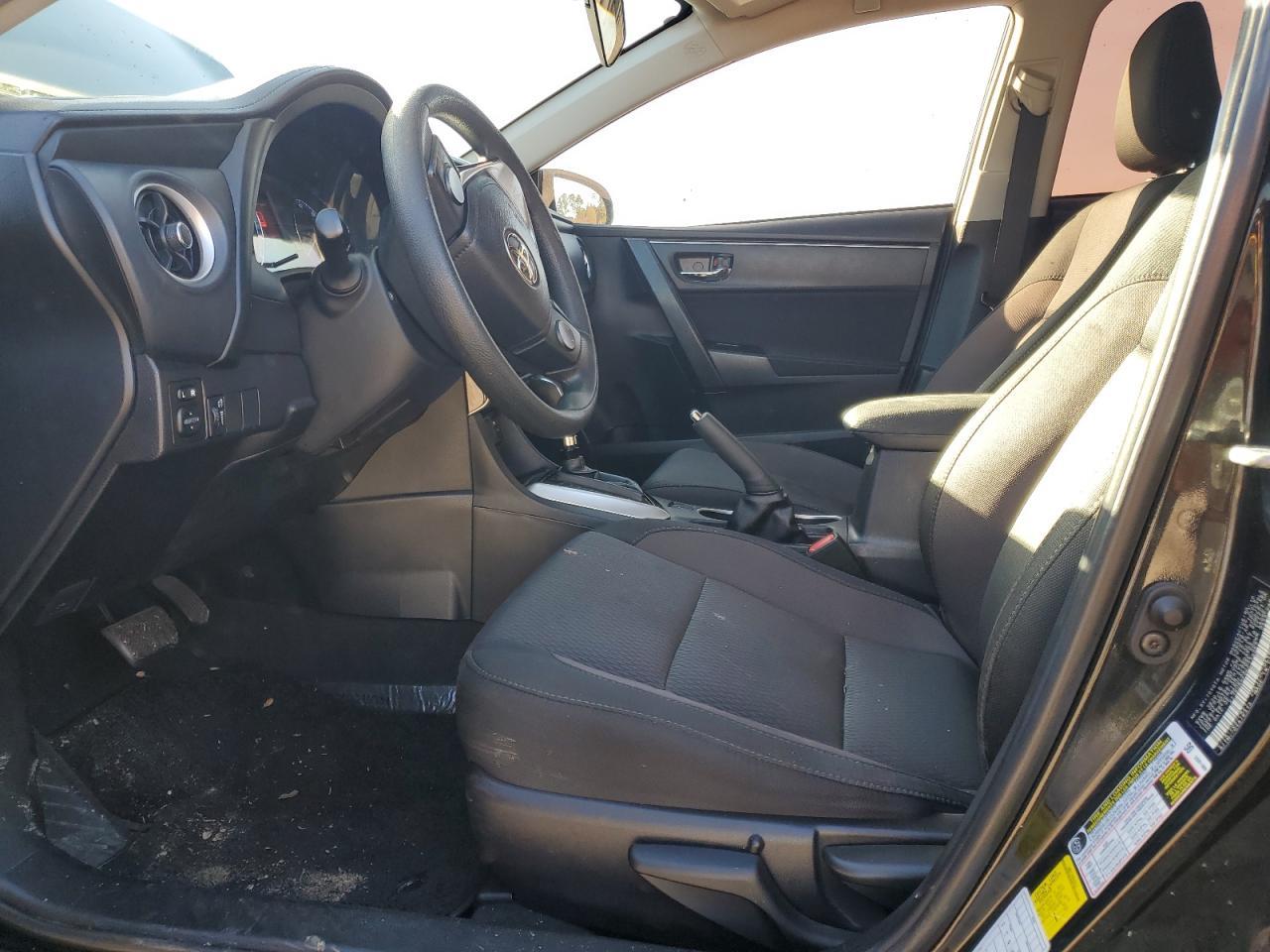 2019 TOYOTA COROLLA L - Image 7