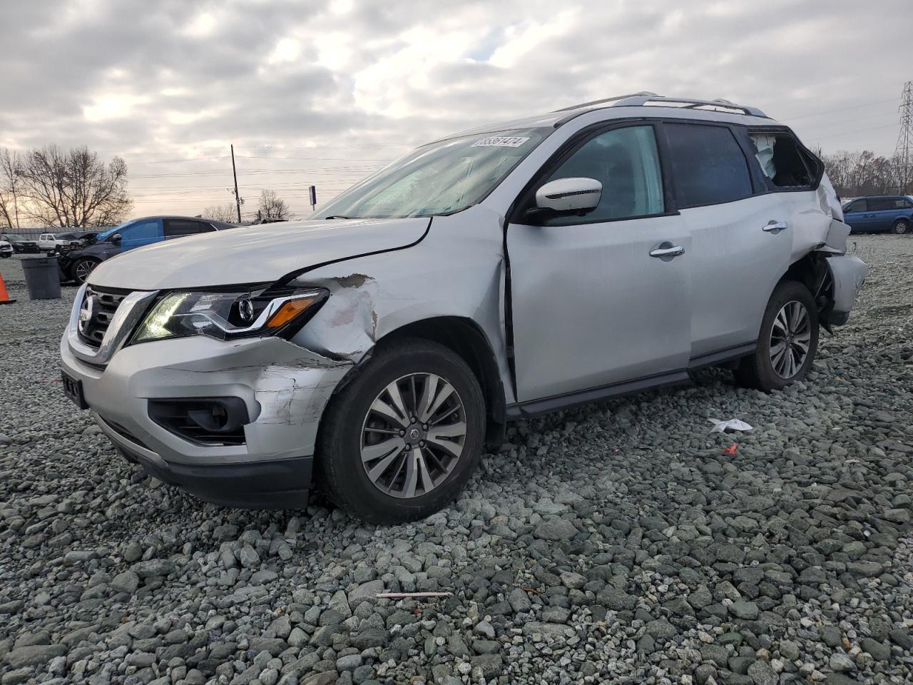2017 NISSAN PATHFINDER