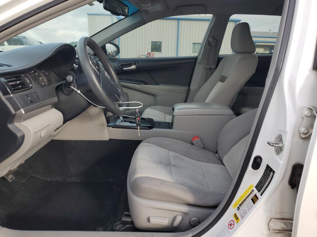 2013 TOYOTA CAMRY L - Фото 7