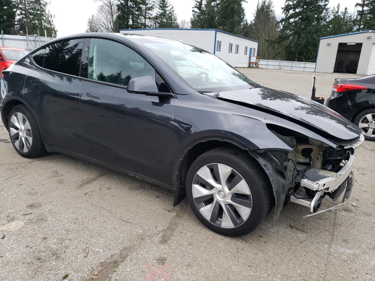 2024 TESLA MODEL Y - Image 4