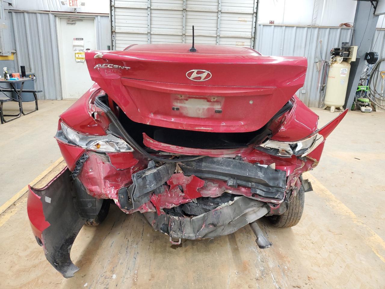 2016 HYUNDAI ACCENT SE - Фото 6