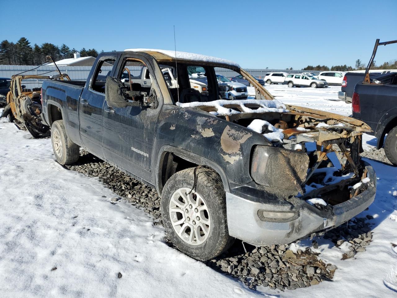 2017 GMC SIERRA K15 - Image 4