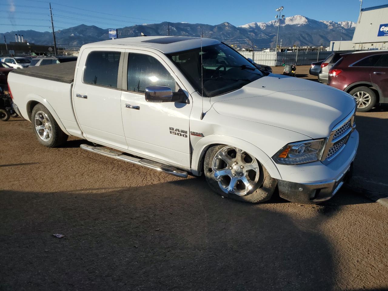 2017 RAM 1500 LARAM - Фото 4