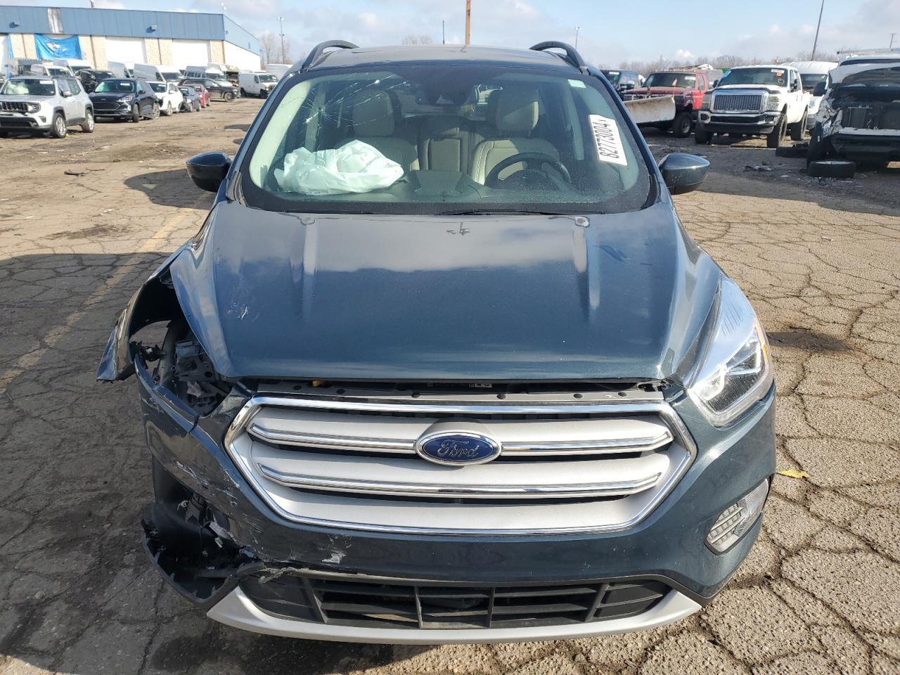 2019 FORD ESCAPE SEL - Фото 5