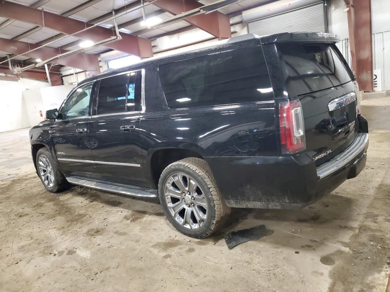 2016 GMC YUKON XL D - Фото 2