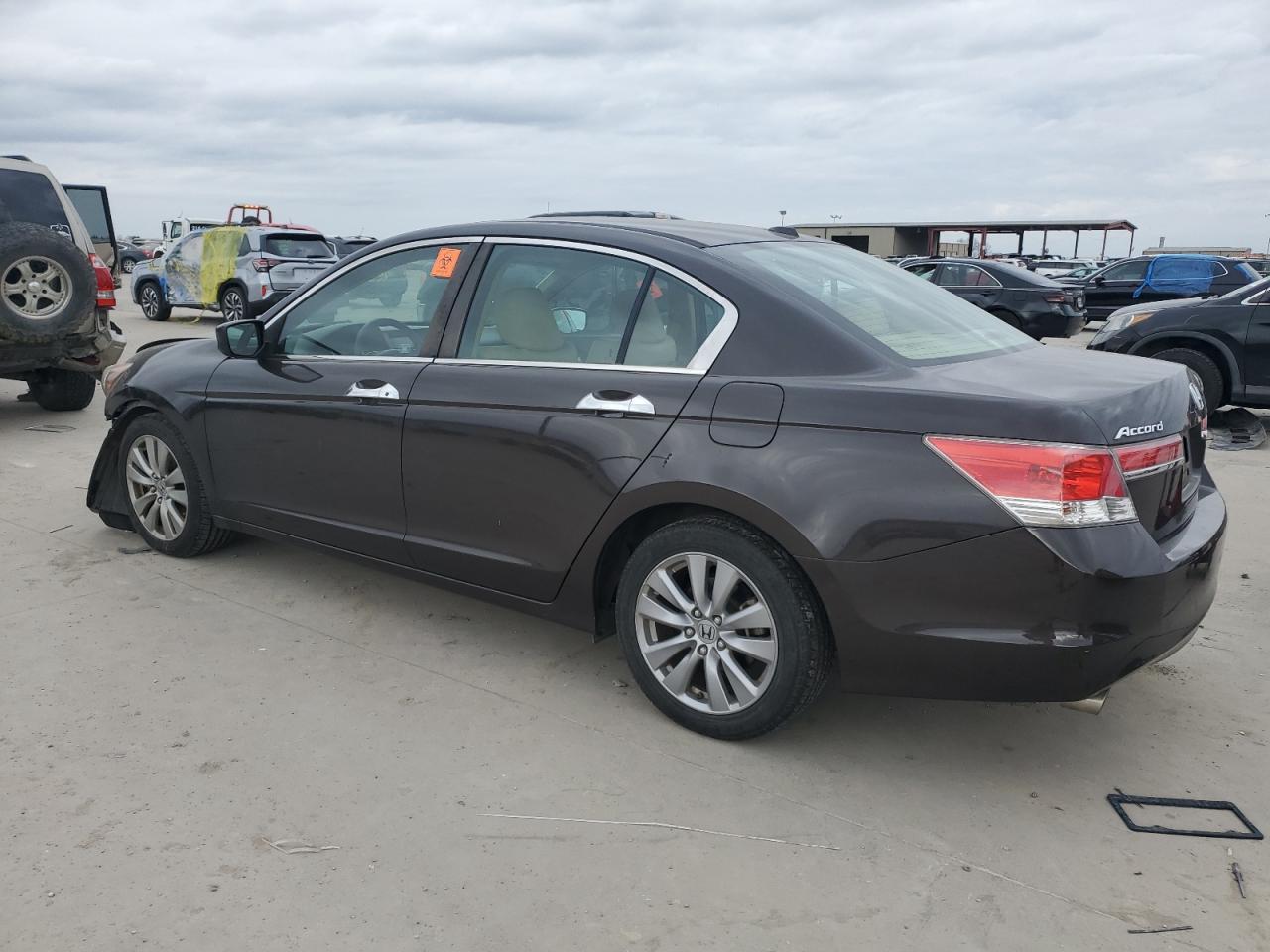 2012 HONDA ACCORD EXL - Image 2