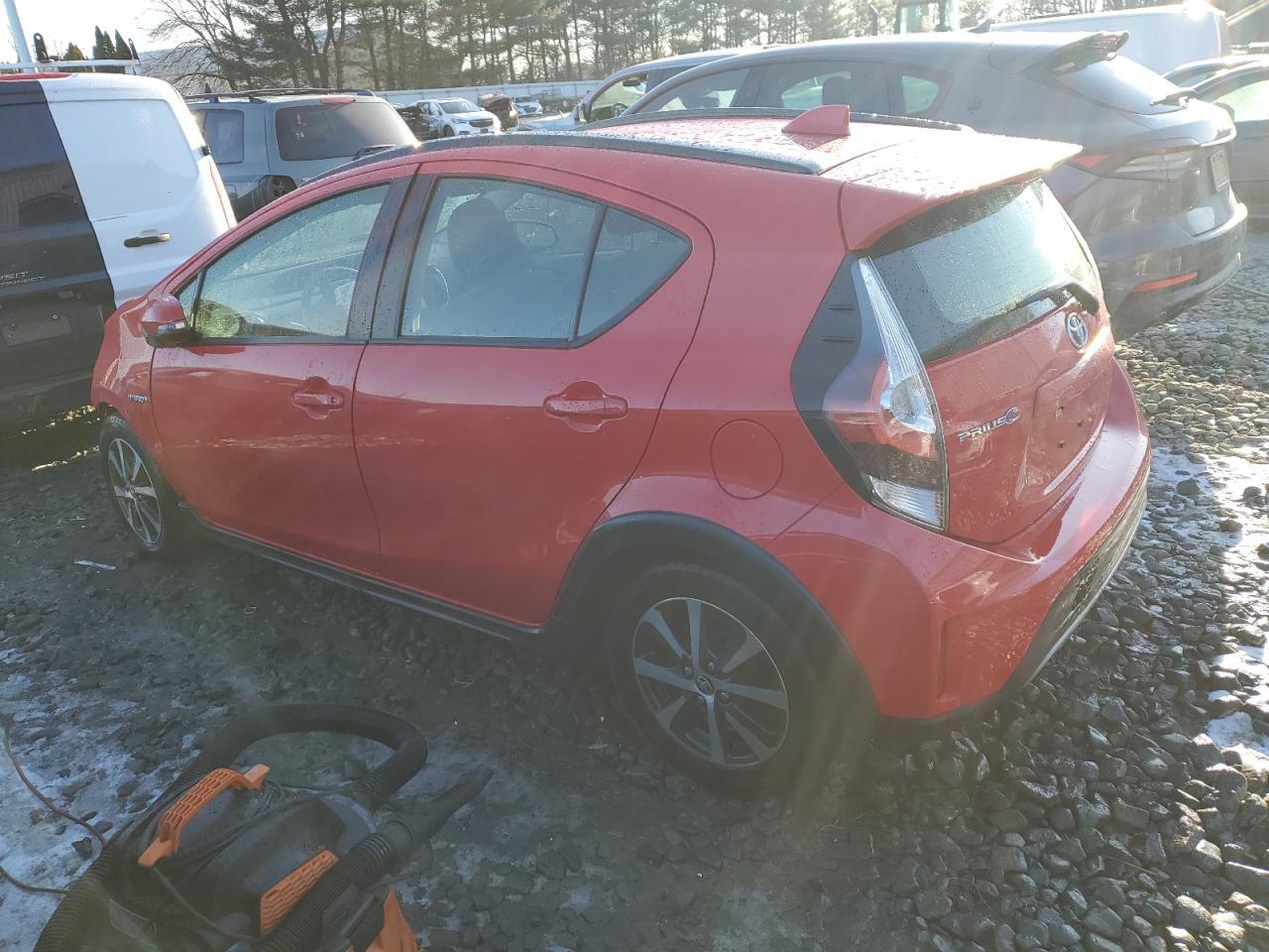 2019 TOYOTA PRIUS C - Фото 2