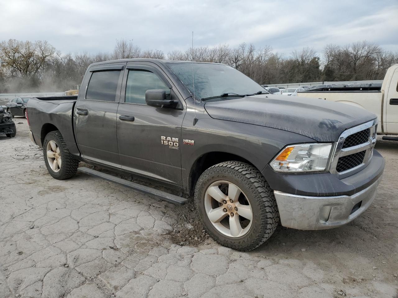 2020 RAM 1500 CLASS - Image 4