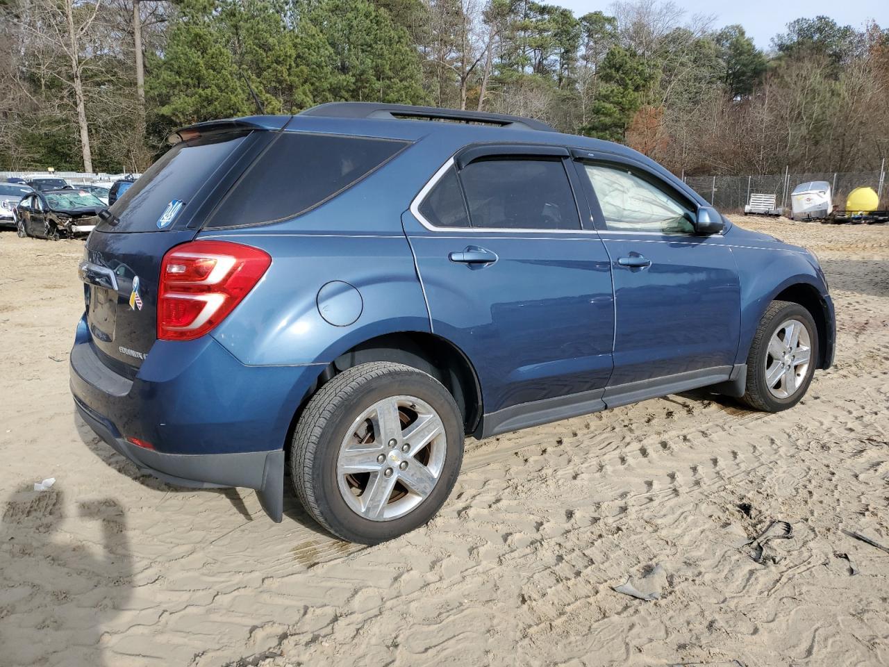 2016 CHEVROLET EQUINOX LT - Image 3