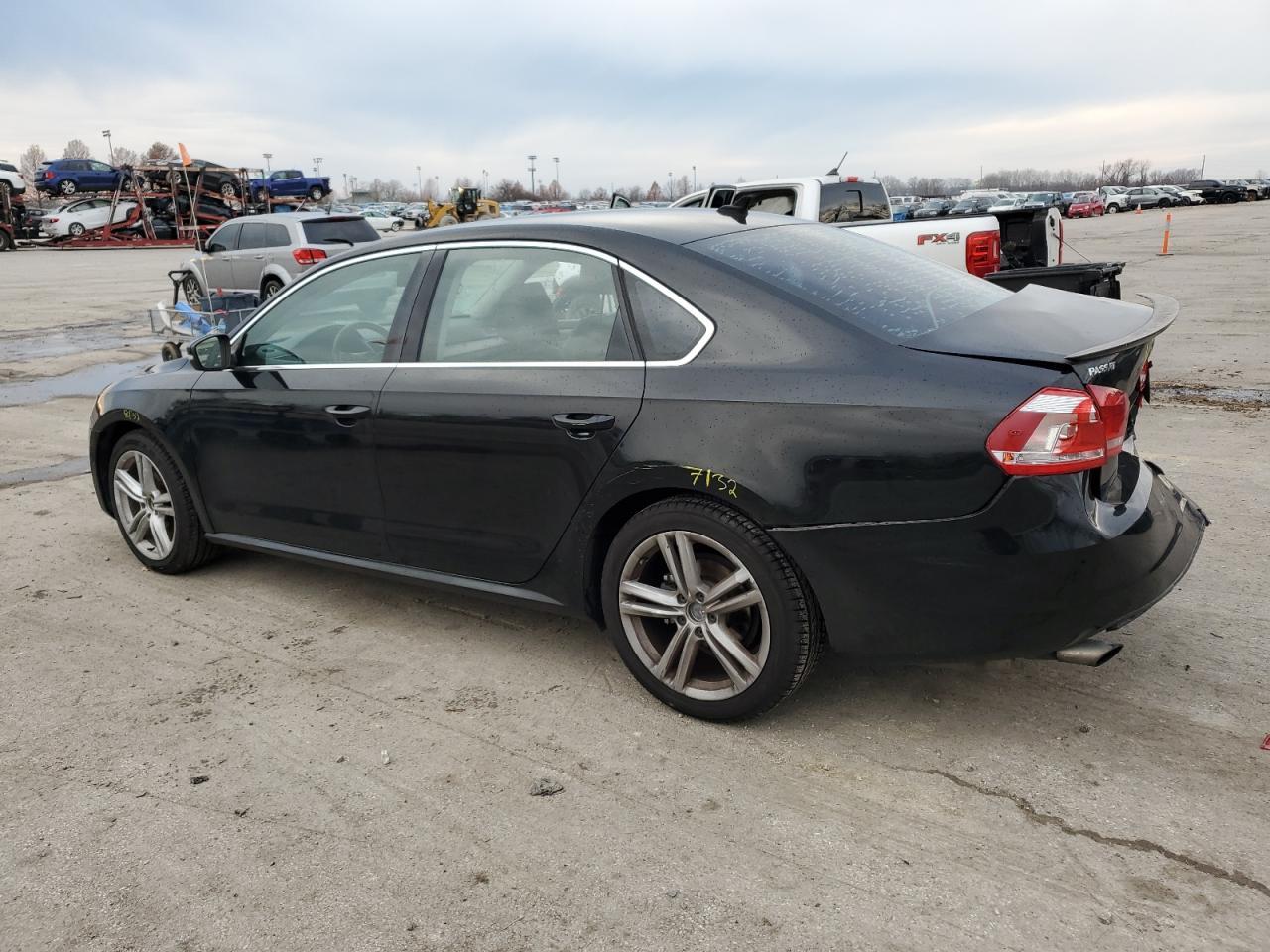 2014 VOLKSWAGEN PASSAT SE - Фото 2