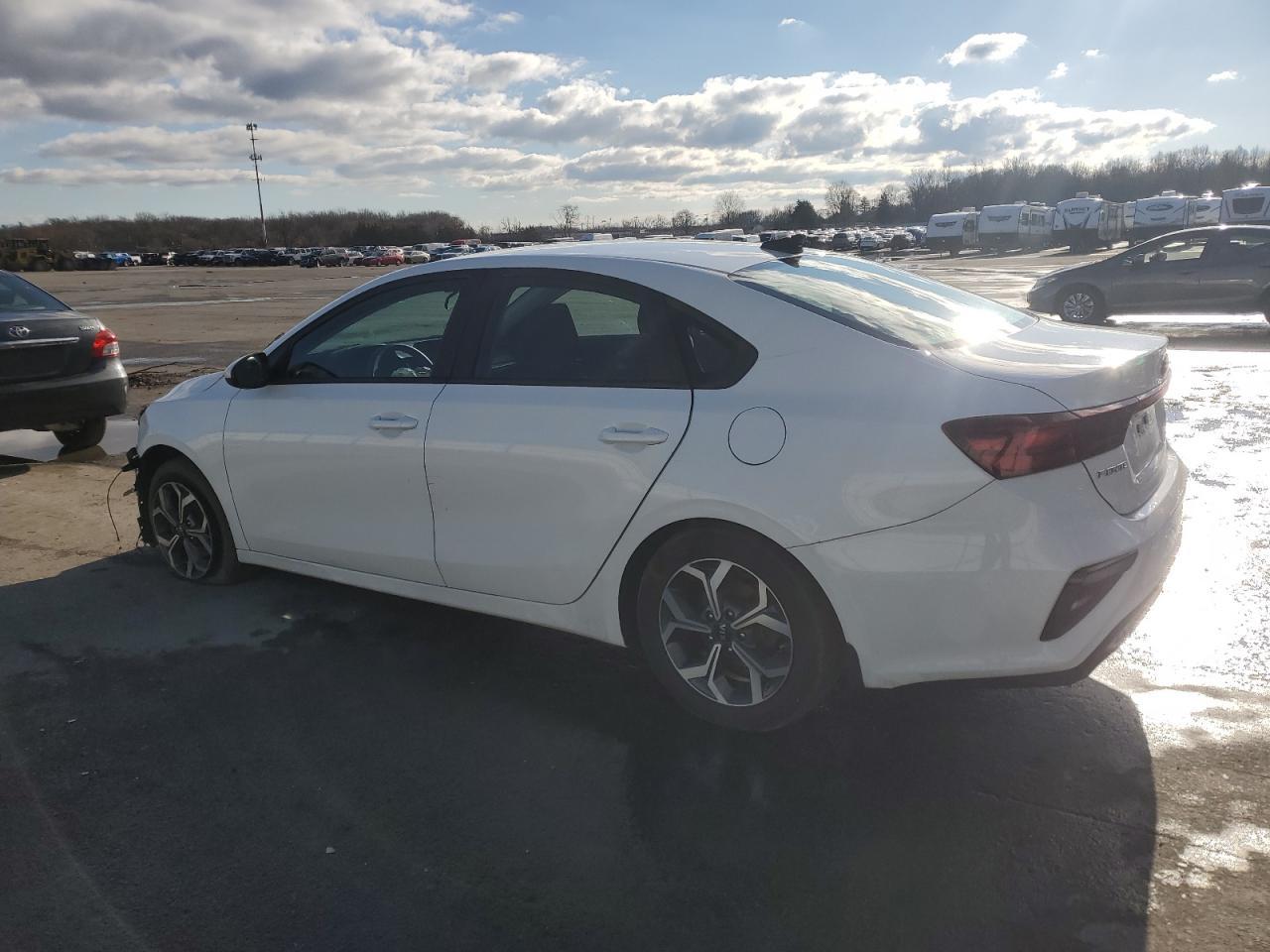 2020 KIA FORTE FE - Фото 2
