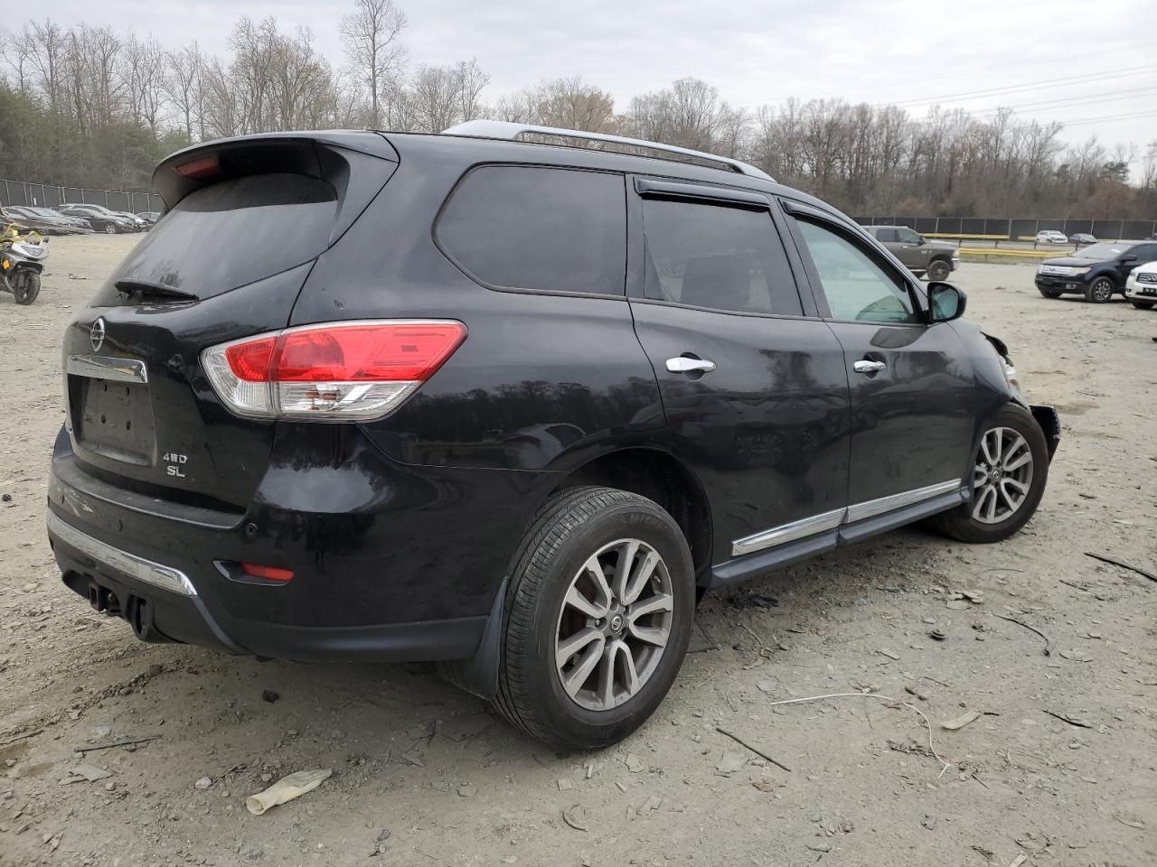 2013 NISSAN PATHFINDER - Фото 3
