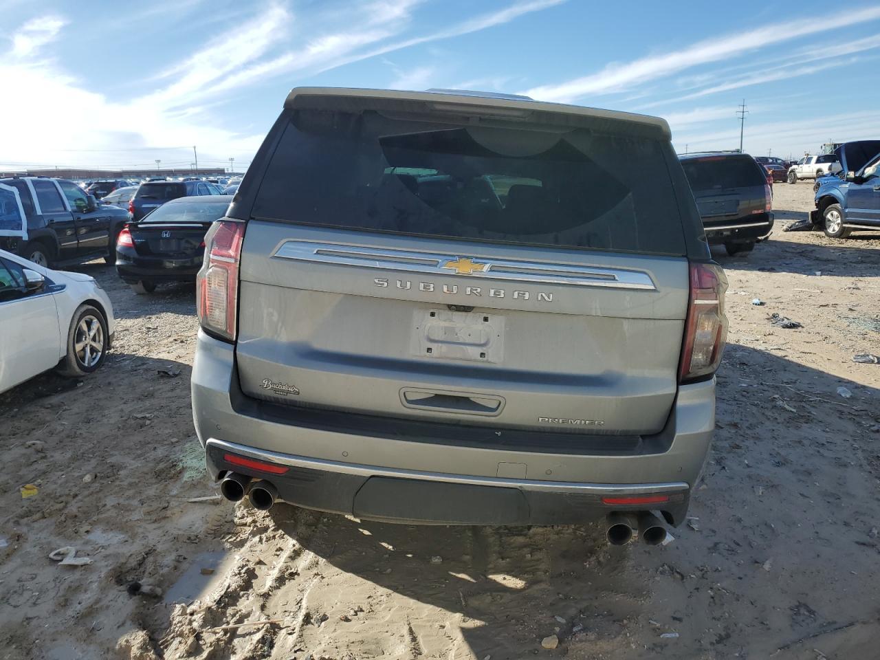 2023 CHEVROLET SUBURBAN C - Фото 6