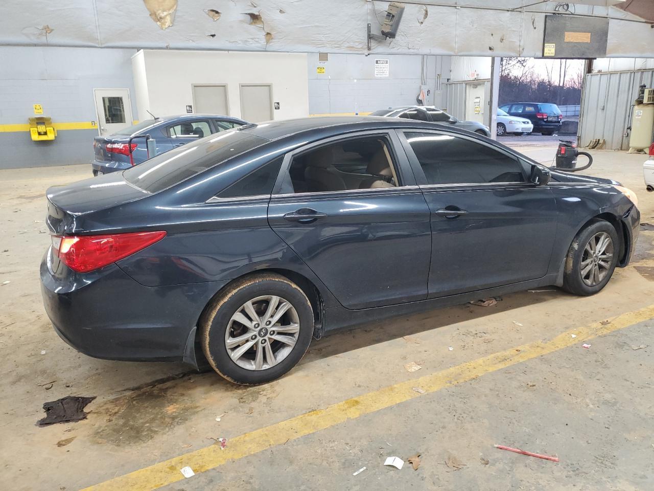 2013 HYUNDAI SONATA GLS - Фото 3