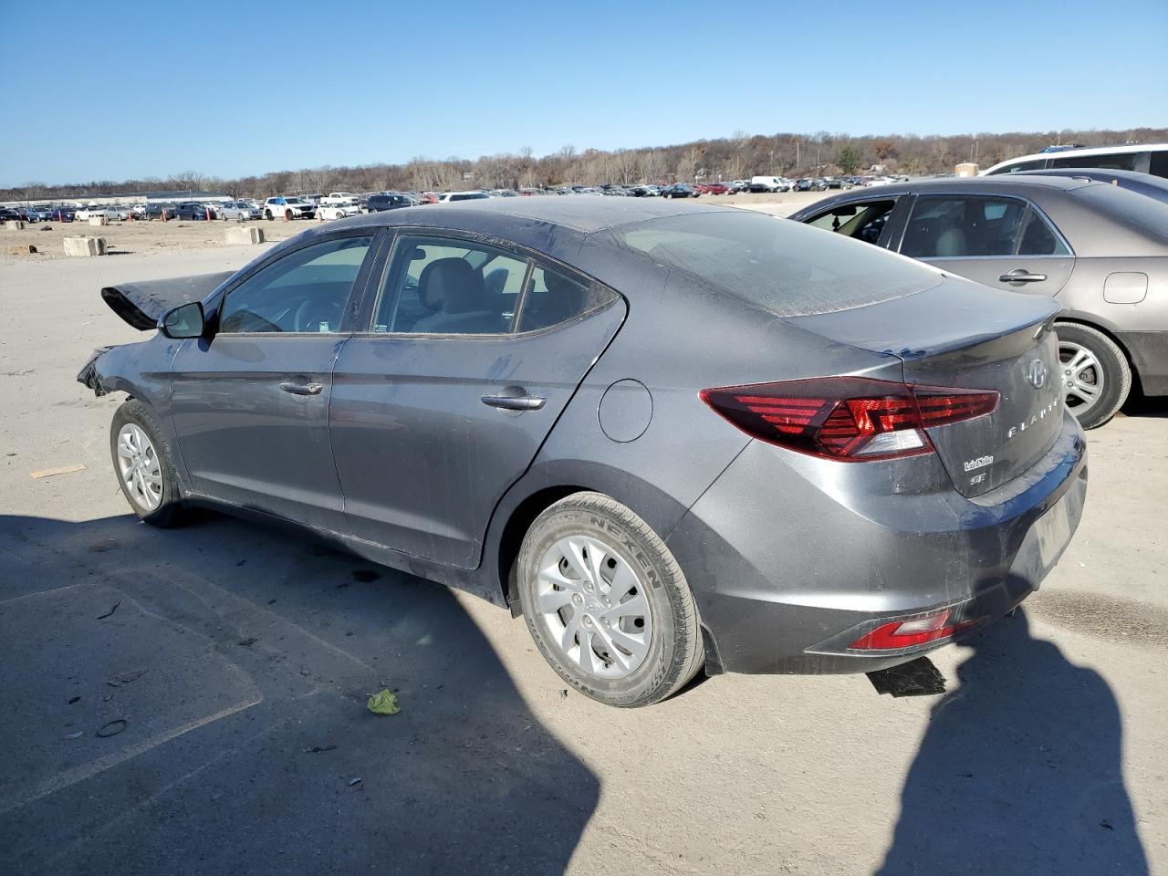 2019 HYUNDAI ELANTRA SE - Фото 2