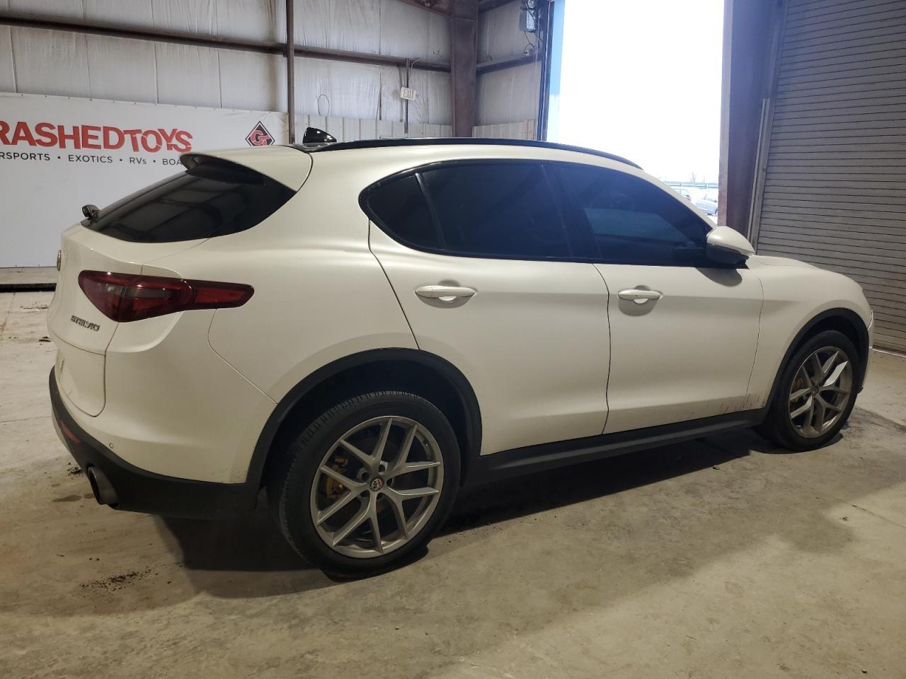 2019 ALFA ROMEO STELVIO TI - Image 3