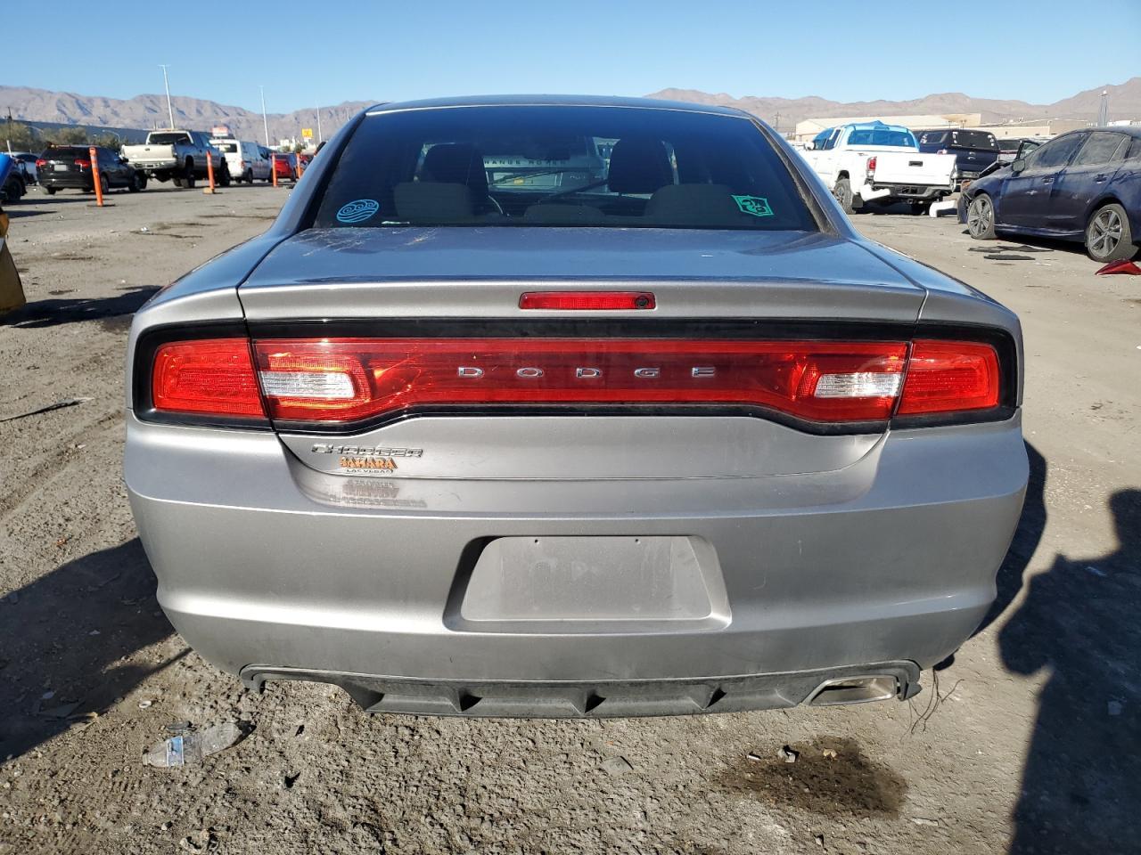 2014 DODGE CHARGER SE - Image 6