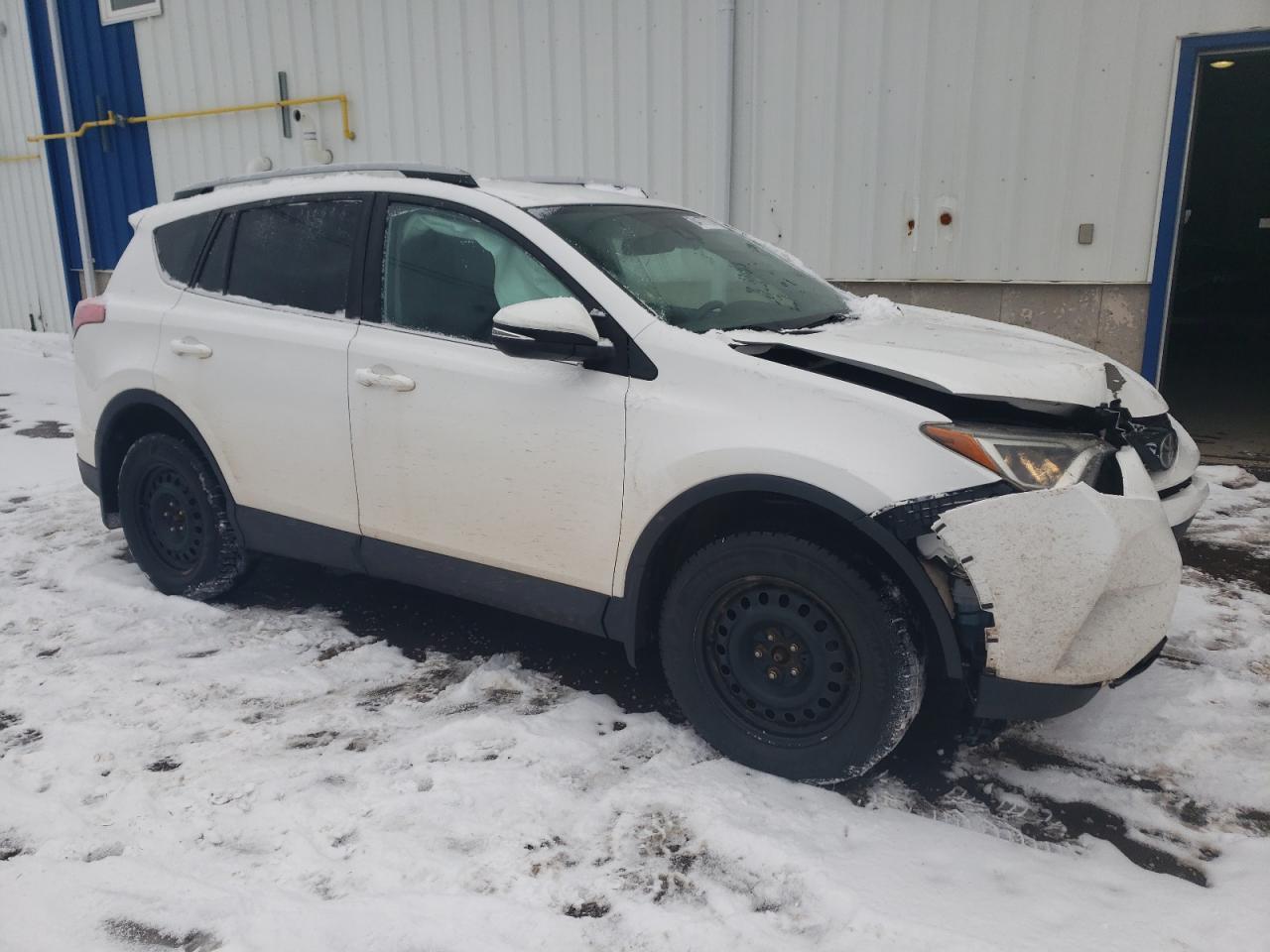 2017 TOYOTA RAV4 LE - Фото 4
