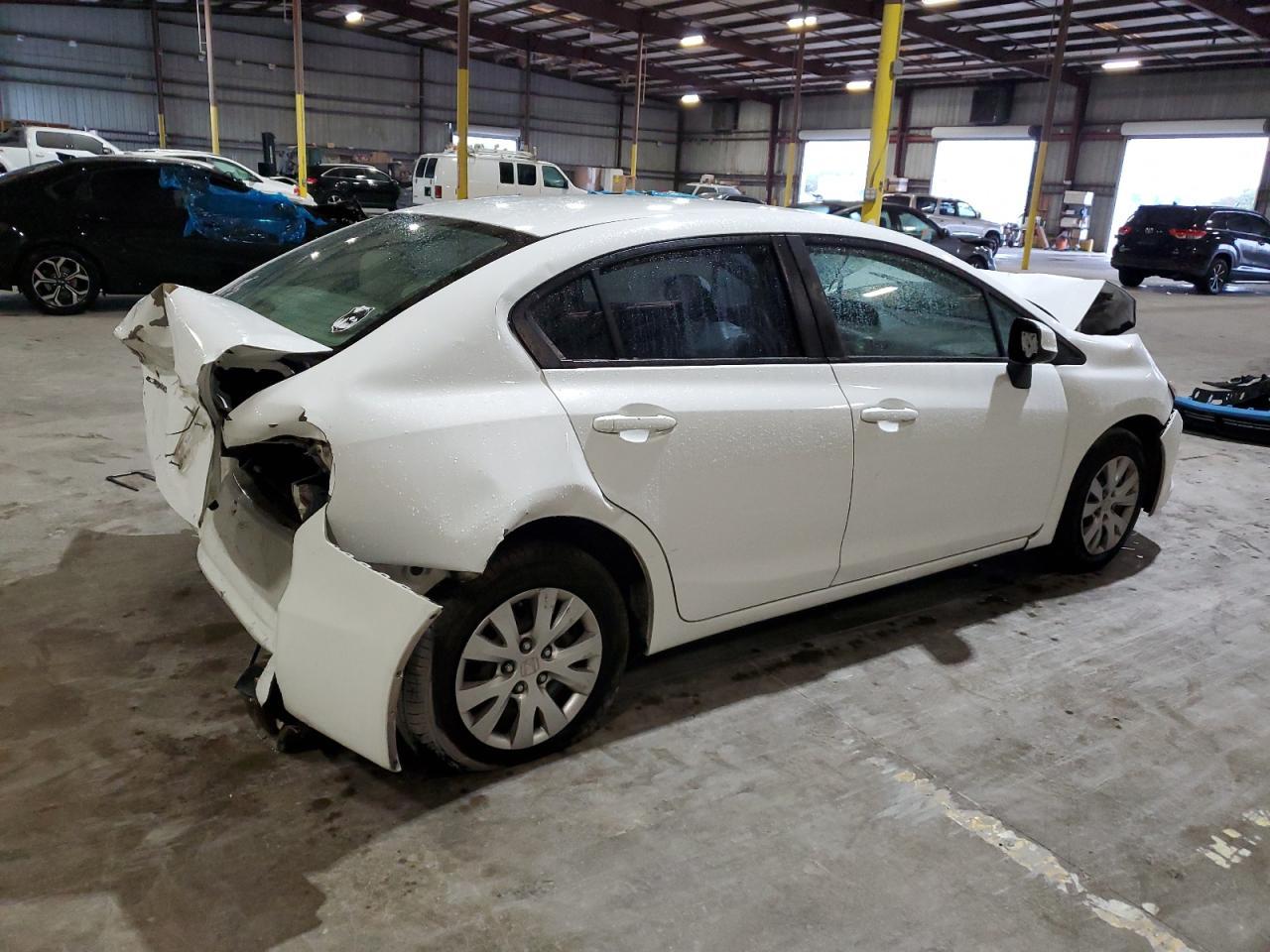 2012 HONDA CIVIC LX - Фото 3