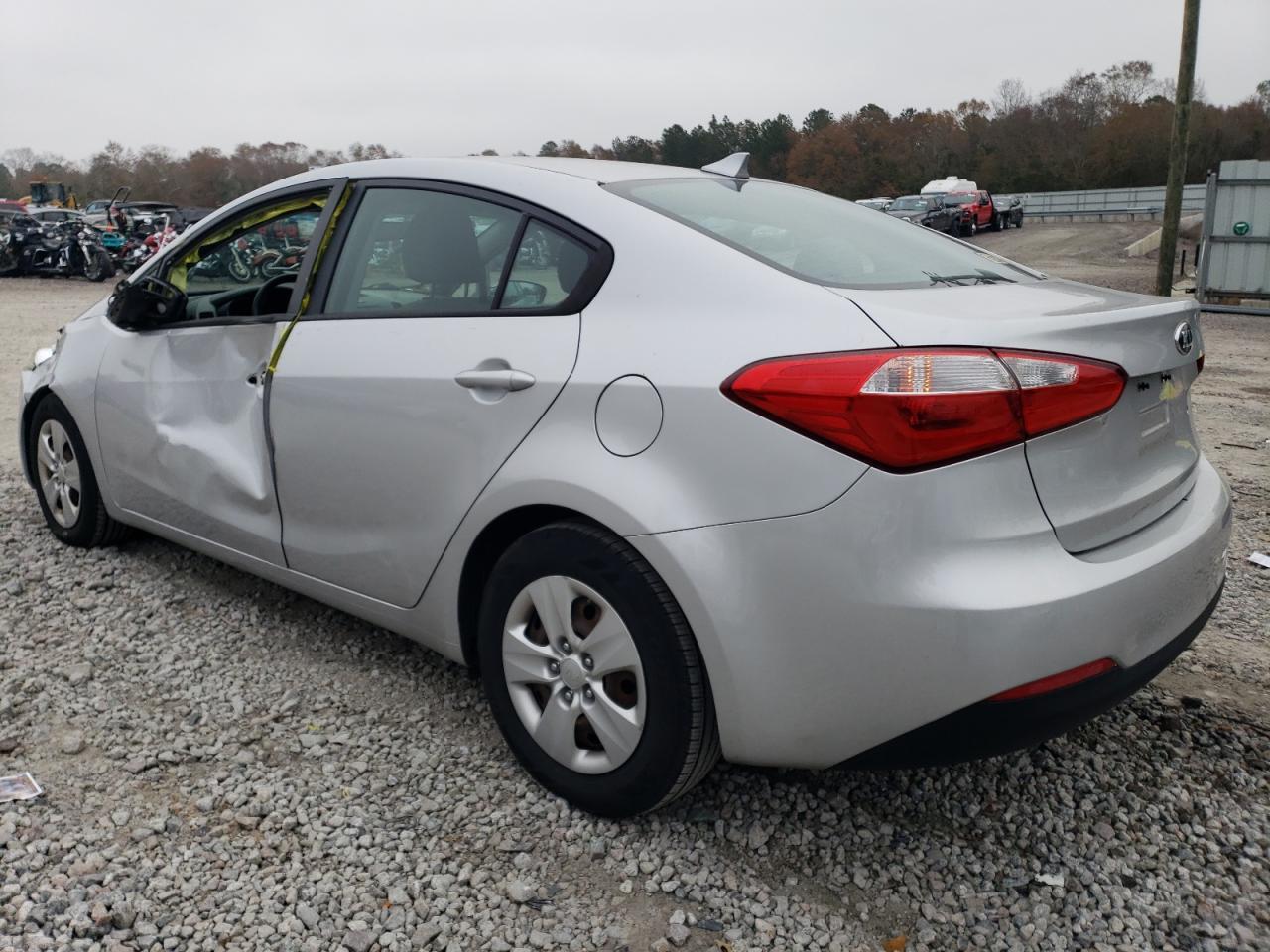 2015 KIA FORTE LX - Фото 2