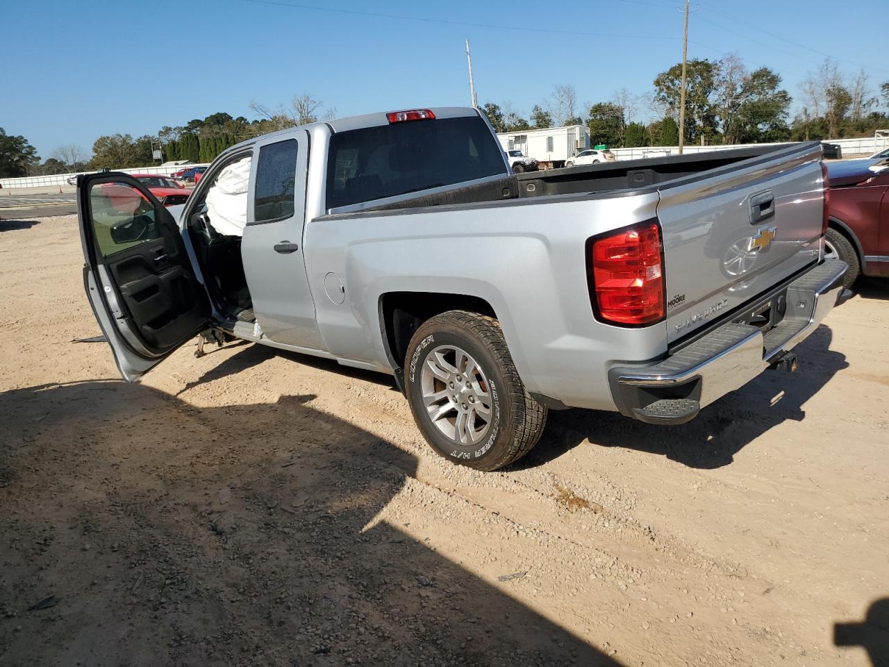 2014 CHEVROLET SILVERADO - Image 2