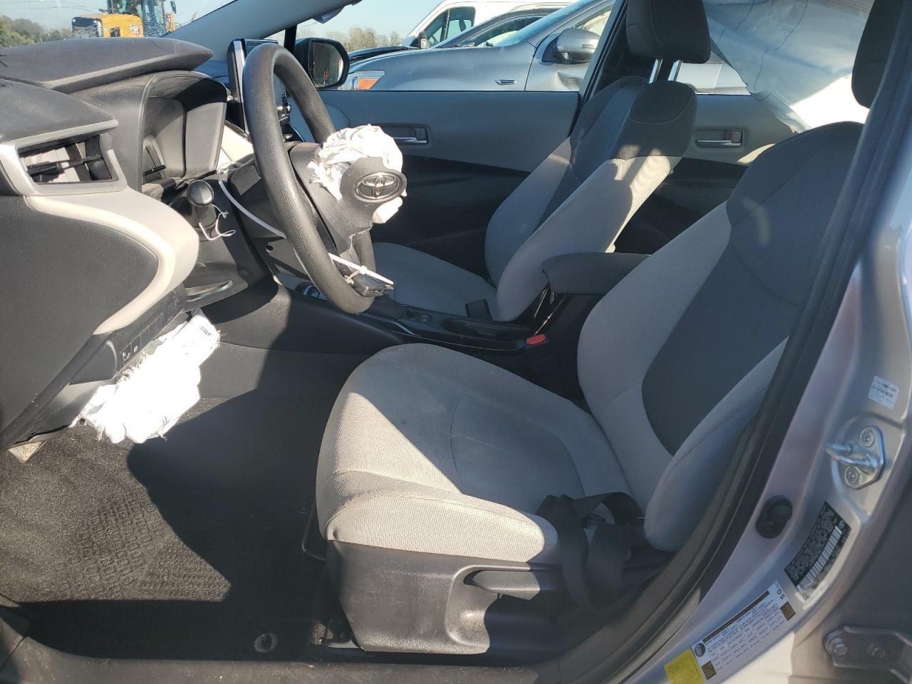 2021 TOYOTA COROLLA LE - Фото 7