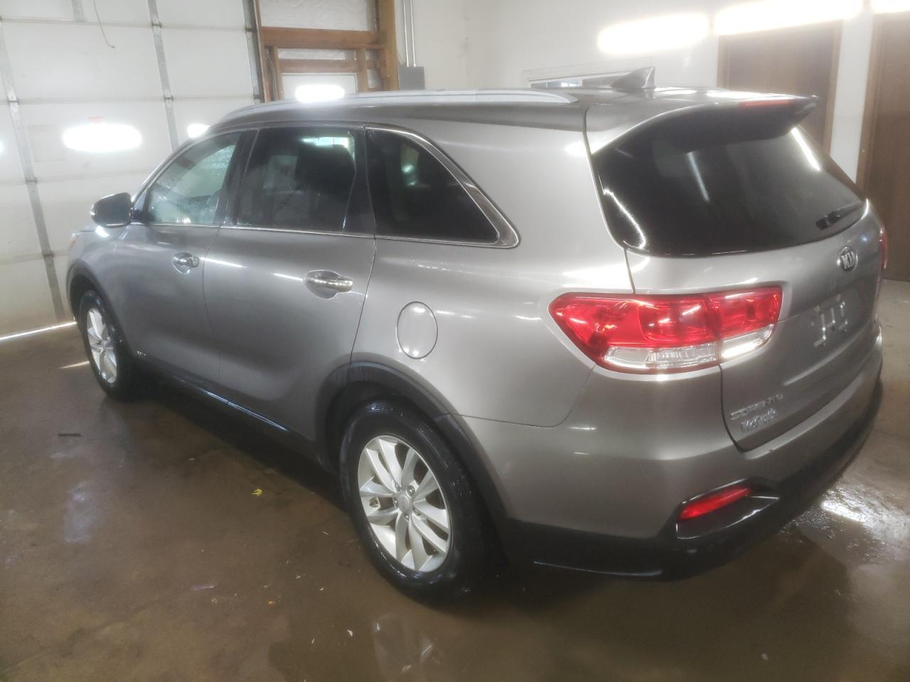 2016 KIA SORENTO LX - Image 2