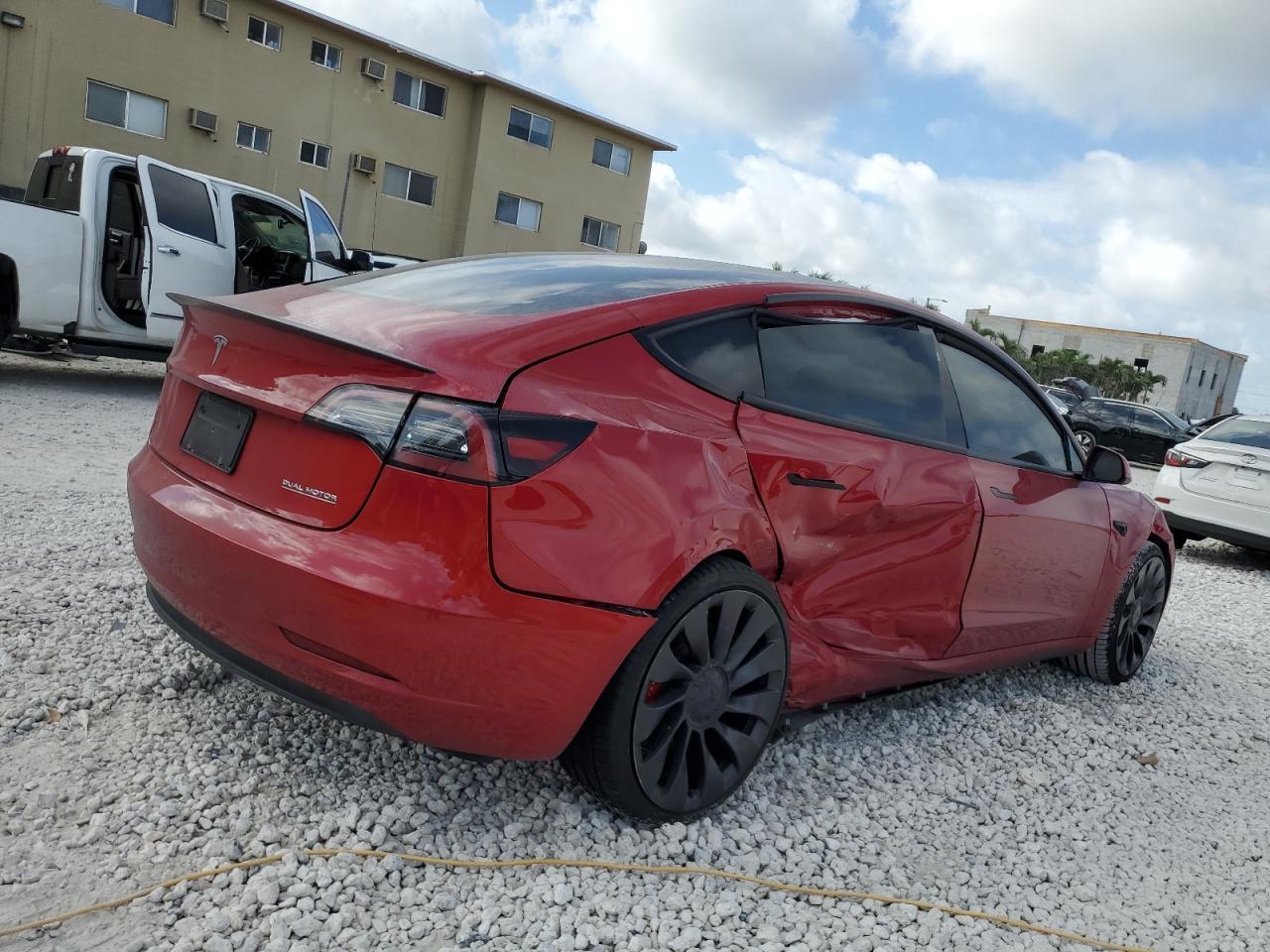 2023 TESLA MODEL 3 - Фото 3