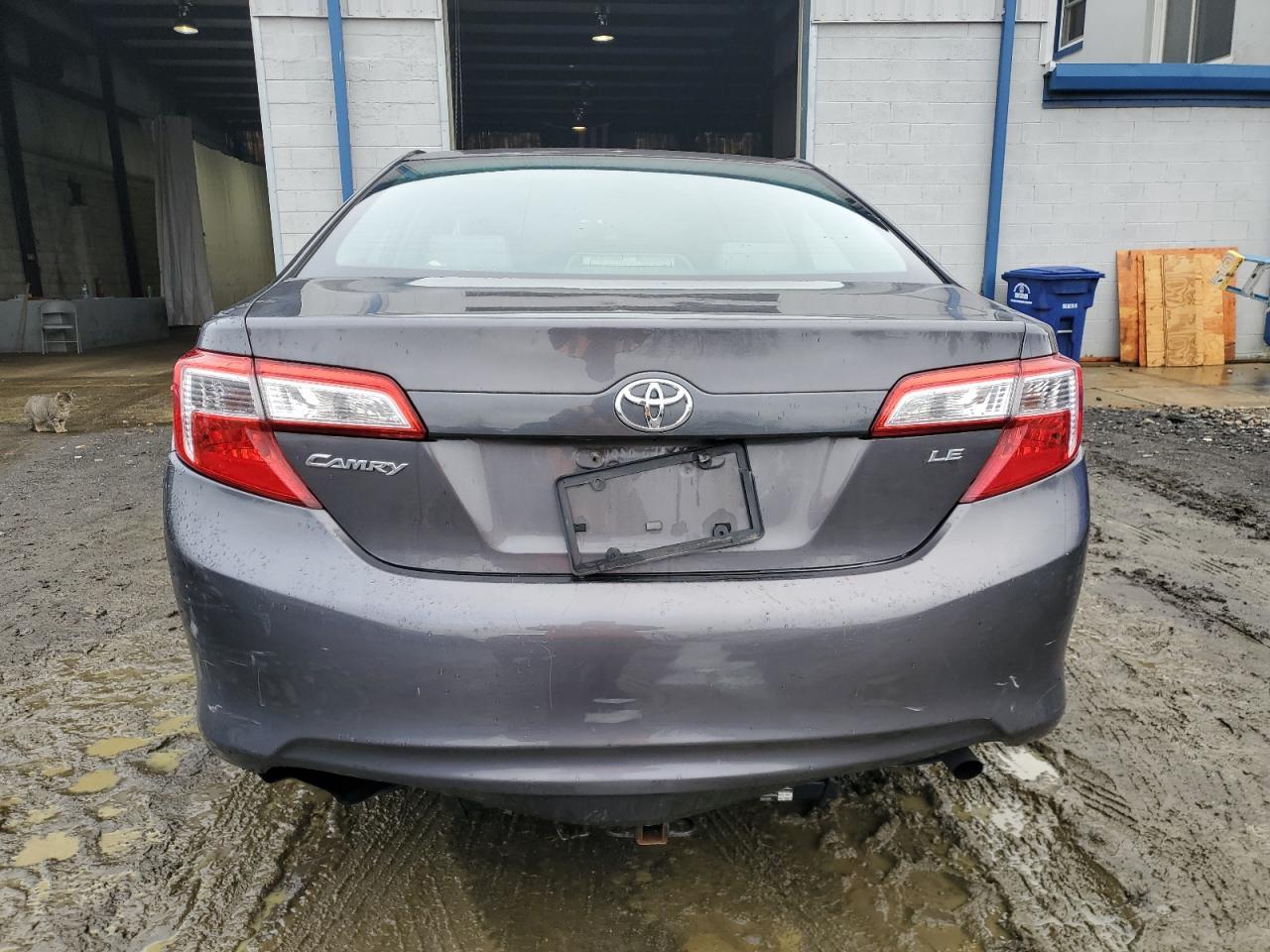 2014 TOYOTA CAMRY L - Фото 6