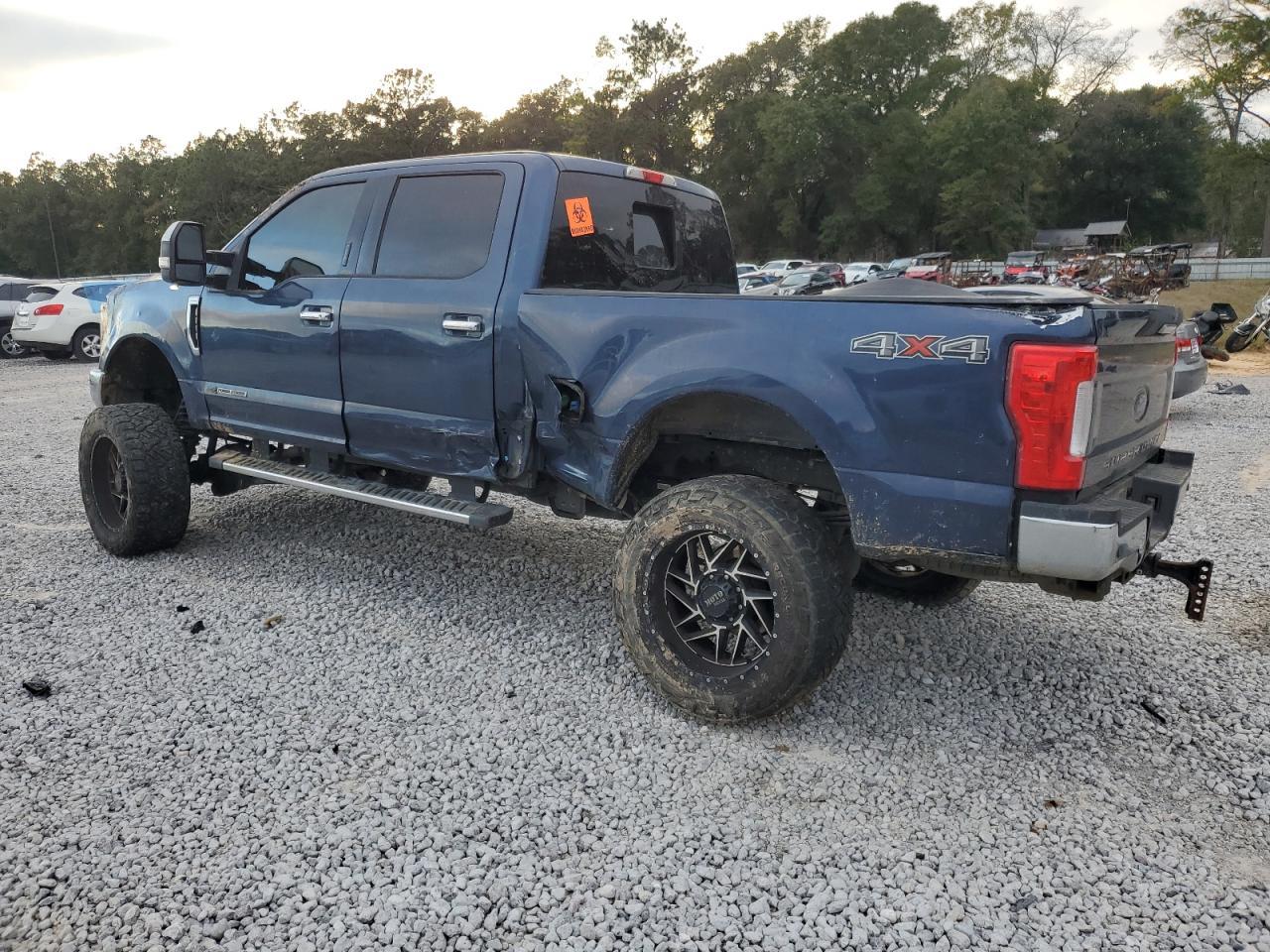 2017 FORD F250 SUPER - Image 2