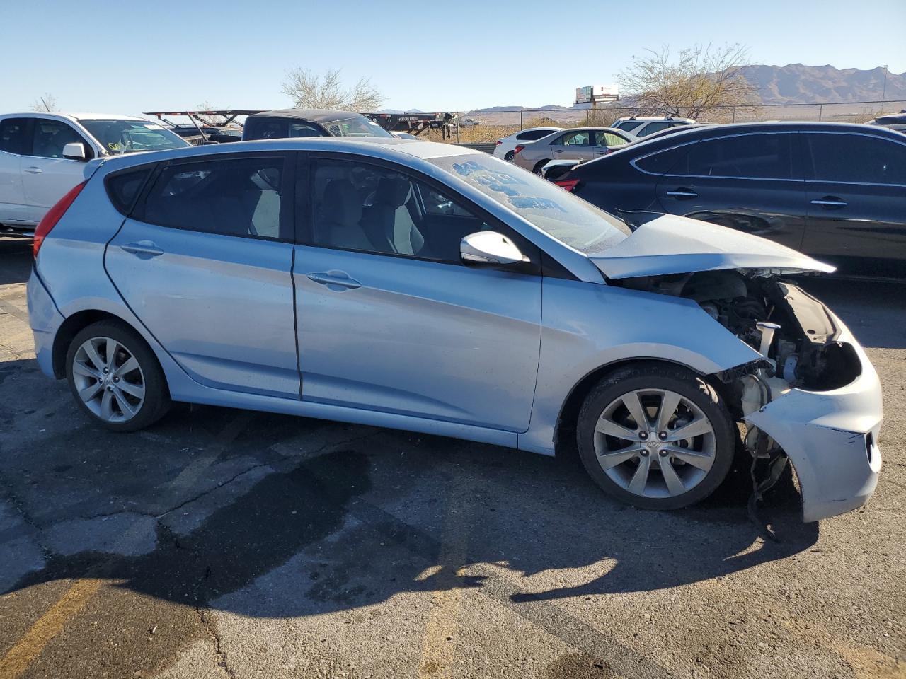 2014 HYUNDAI ACCENT GLS - Фото 4