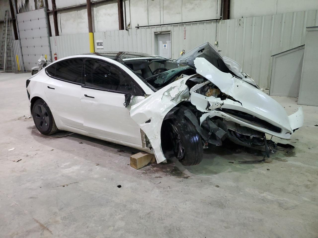 2022 TESLA MODEL 3 - Image 4
