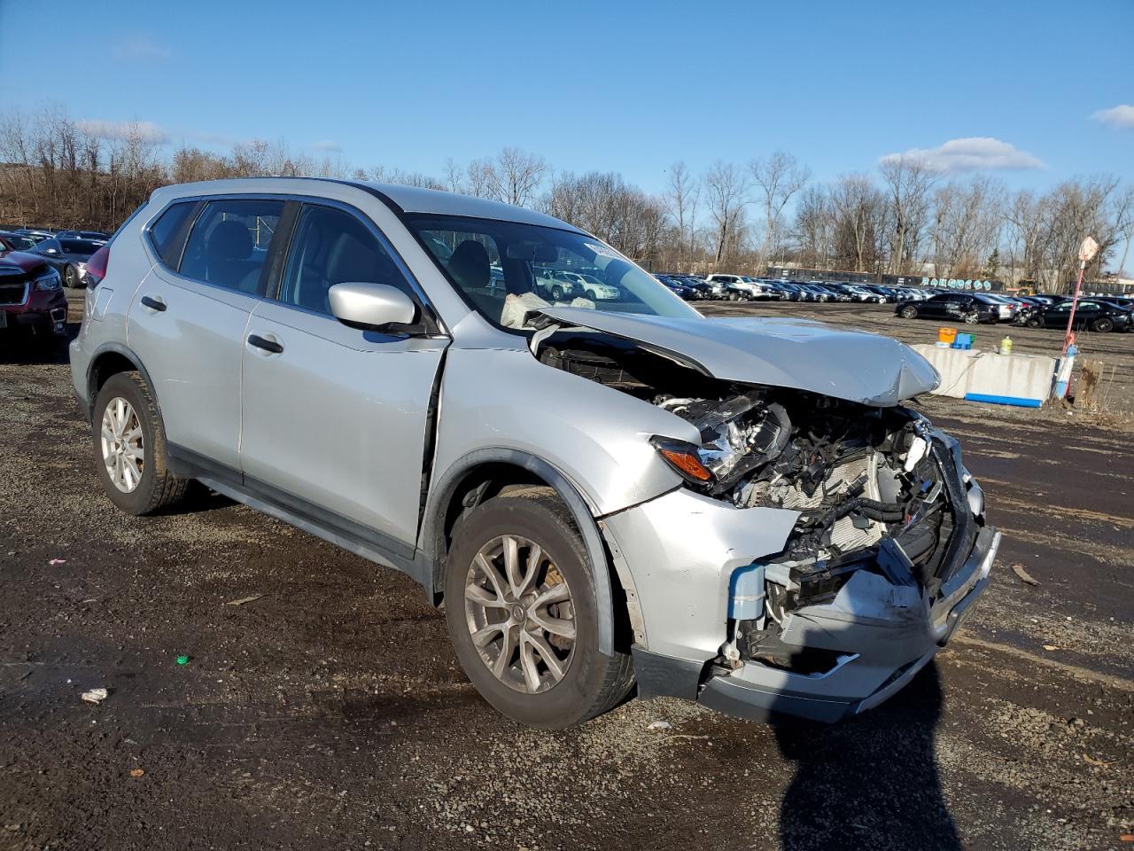 2018 NISSAN ROGUE S - Image 4