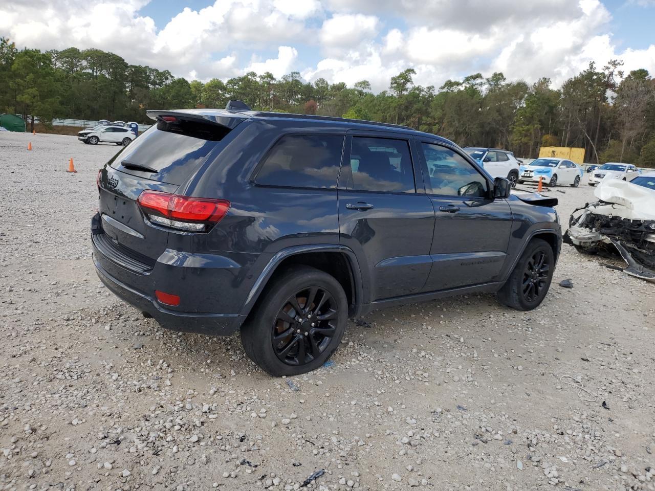 2018 JEEP GRAND CHER - Image 3
