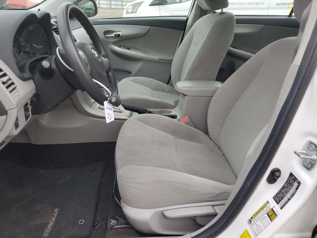 2013 TOYOTA COROLLA BA - Фото 7