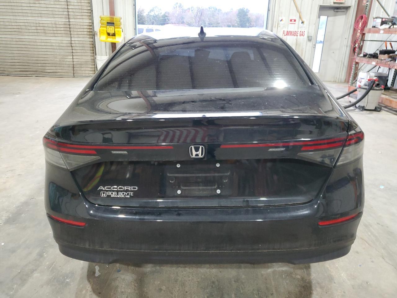 2024 HONDA ACCORD EX - Фото 6